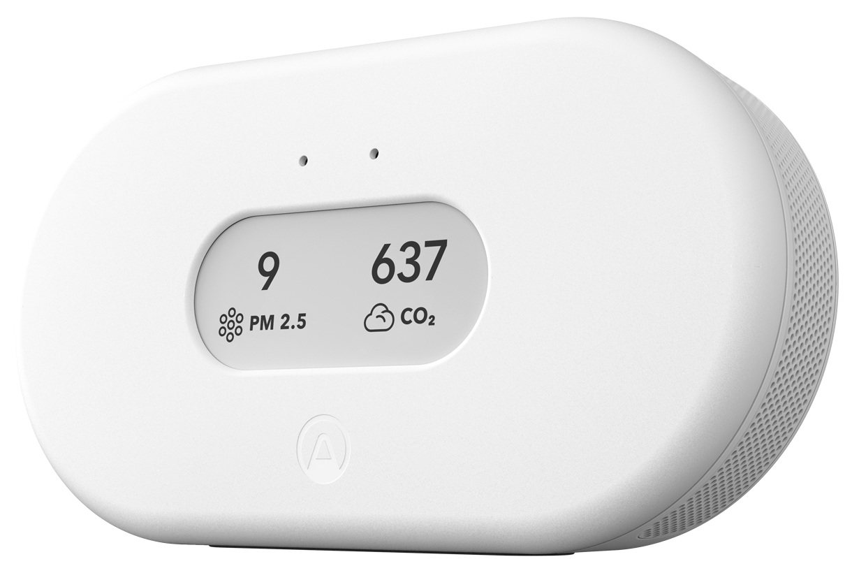 Airthings View Plus - Hero Image - Right Low_PM_CO2_Transparent
